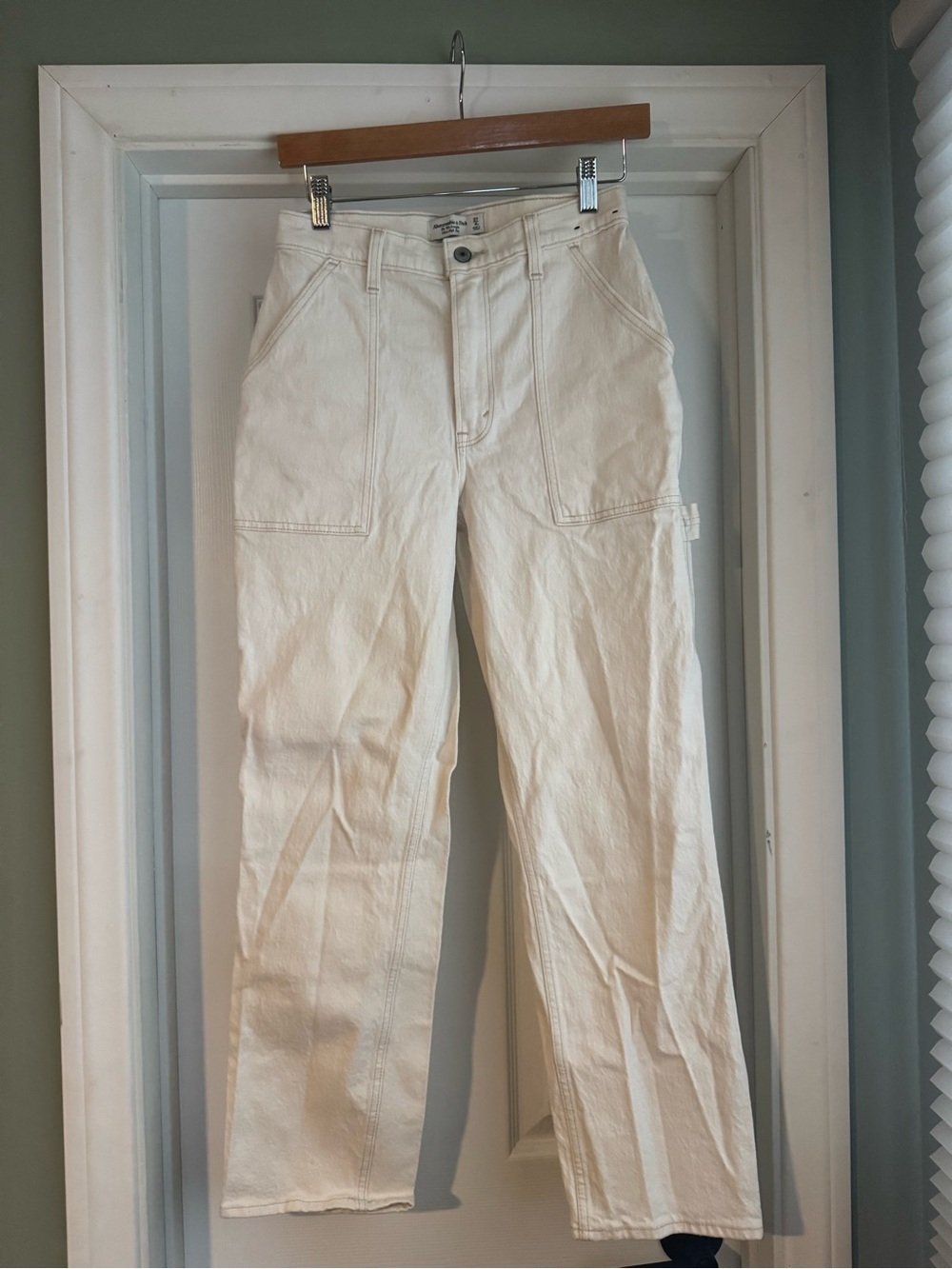 Abercrombie & Fitch Off-White Carpenter Cargo Pants